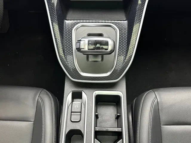 Haval M6 — Фото автомобиля 13