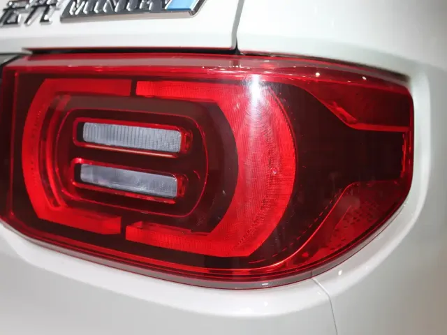 Wuling Hongguang Mini EV — Фото автомобиля 7