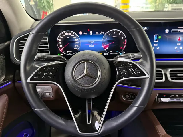 Mercedes-Benz GLE-Class — Фото автомобиля 8