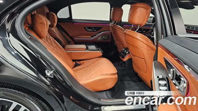 Mercedes-Benz S-Class — Фото автомобиля 10