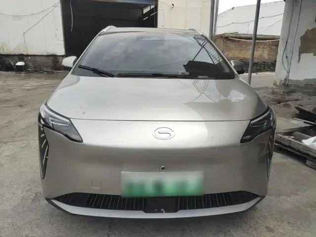 GAC Aion Y — Фото автомобиля 2