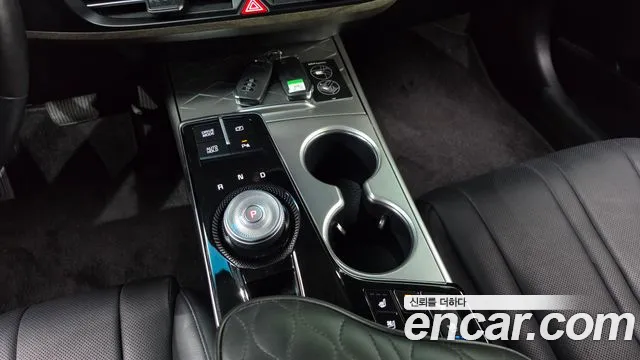 Kia K8 K8 Hybrid — Фото автомобиля 12