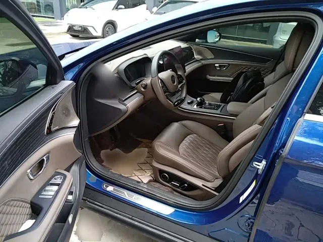BYD Han — Фото автомобиля 14