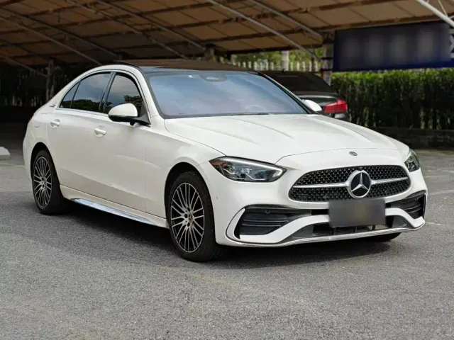 Mercedes-Benz C-Class — Фото автомобиля 2