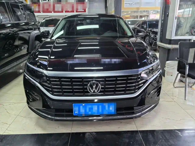 Volkswagen Passat — Фото автомобиля 2