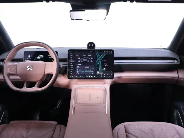 Nio EC6 — Фото автомобиля 13