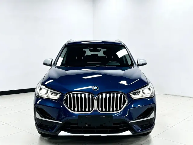 BMW X1 — Фото автомобиля 2