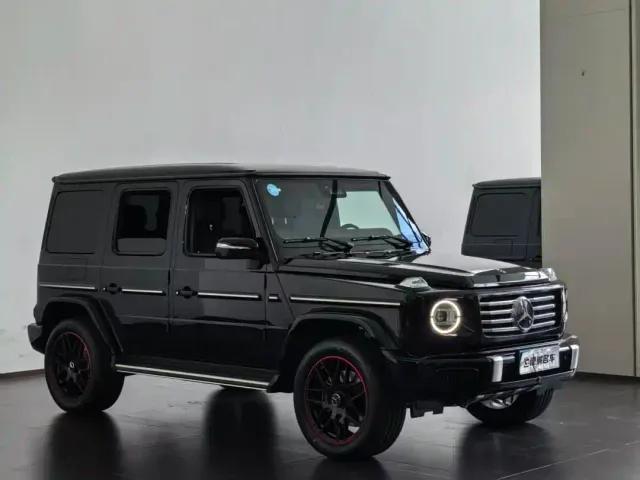 Mercedes-Benz G-Class — Фото автомобиля 3