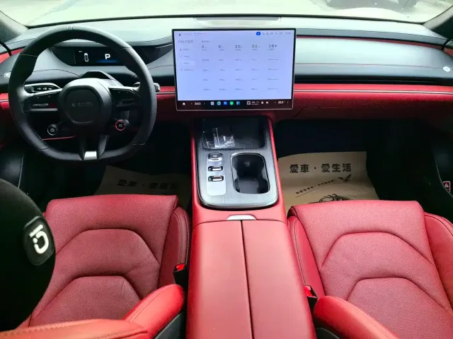 Xiaomi SU7 — Фото автомобиля 14