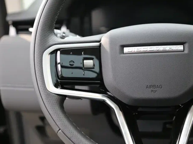 Land Rover Discovery Sport — Фото автомобиля 17