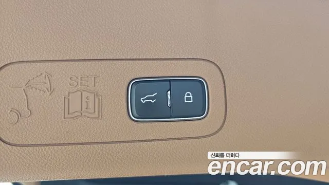 Lincoln Aviator — Фото автомобиля 17