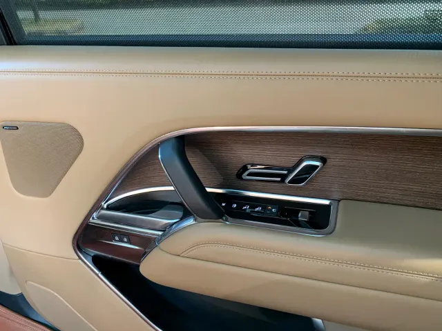 Land Rover Range Rover — Фото автомобиля 11