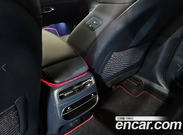 Genesis GV70 2.5T Бензин 2WD — Фото автомобиля 13