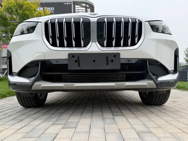BMW X1 — Фото автомобиля 9