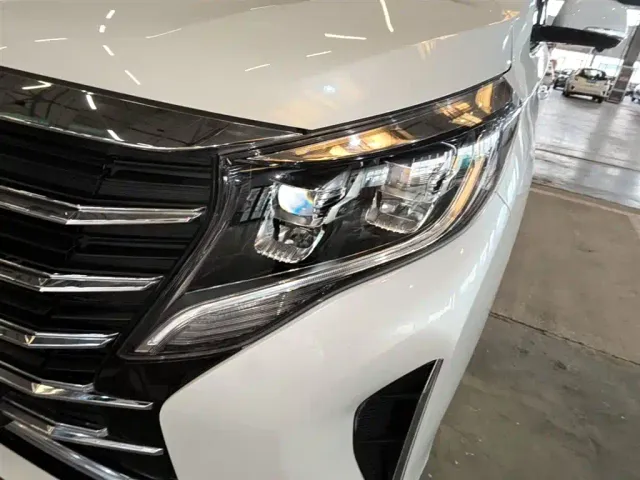GAC Trumpchi M8 — Фото автомобиля 23