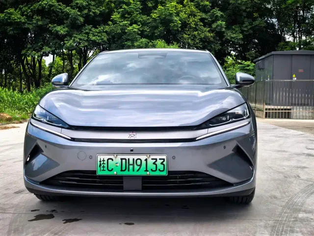 BYD Qin L — Фото автомобиля 2