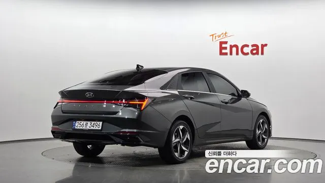 Hyundai Avante CN7 — Фото автомобиля 2