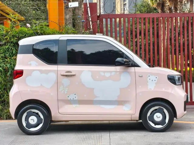 Wuling Hongguang Mini EV — Фото автомобиля 4