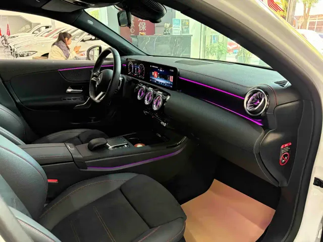 Mercedes-Benz A-Class — Фото автомобиля 7