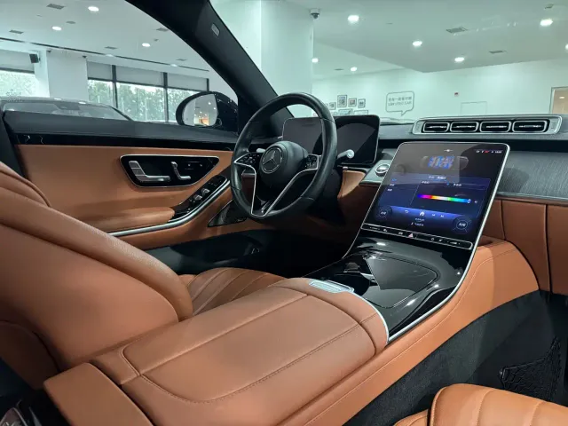 Mercedes-Benz S-Class — Фото автомобиля 13
