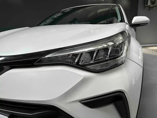 Toyota IZOA — Фото автомобиля 4