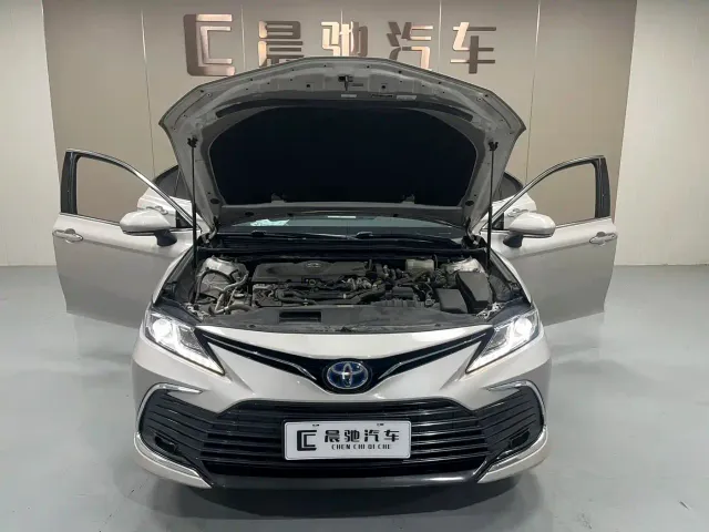 Toyota Camry — Фото автомобиля 19