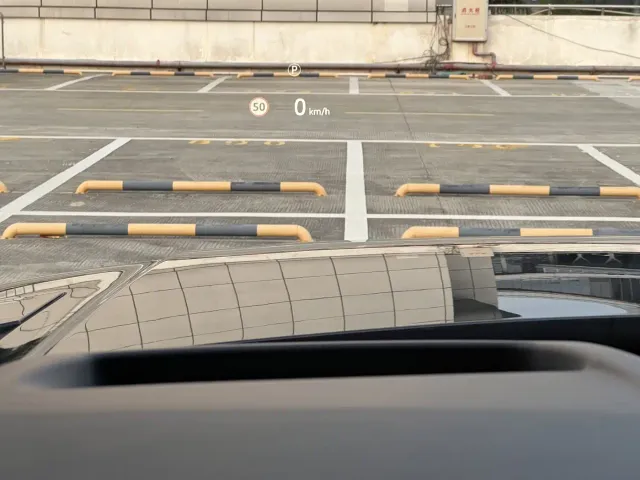 Land Rover Range Rover Sport — Фото автомобиля 13