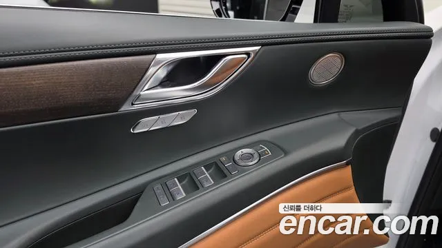 Genesis GV80 — Фото автомобиля 30