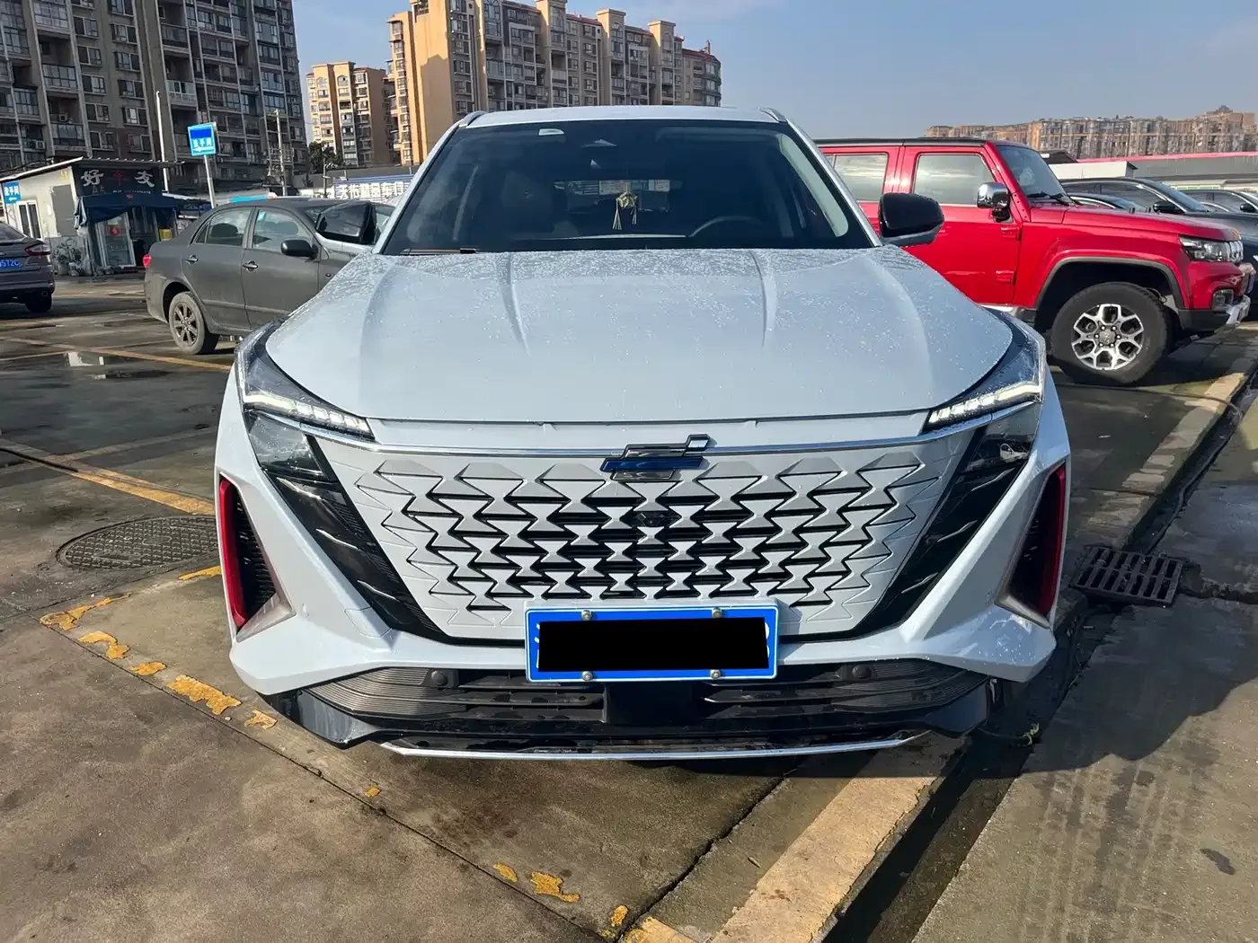 Changan Oshan Changan Oshan Z6 2022 Blue Whale 1.5T DCT Intelligent Enjoyment — Фото автомобиля 2