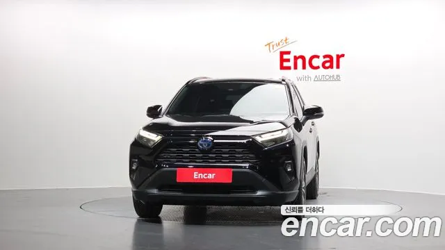Toyota RAV4 — Фото автомобиля 2