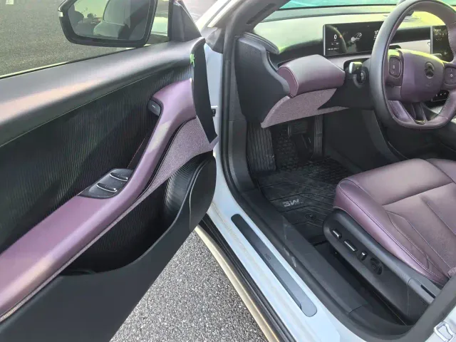 Nio ET5 Touring — Фото автомобиля 12