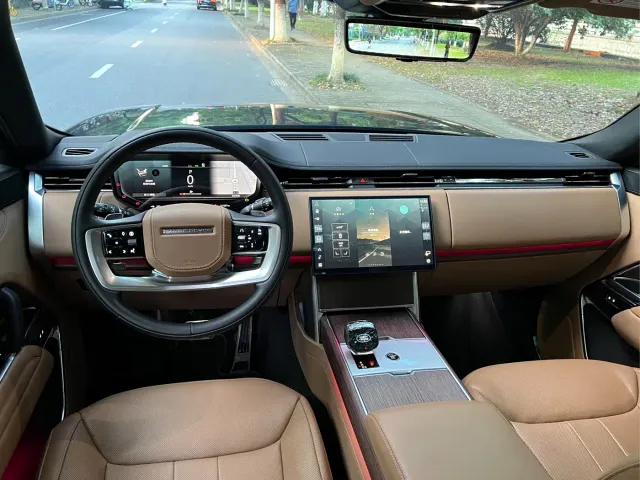 Land Rover Range Rover — Фото автомобиля 15