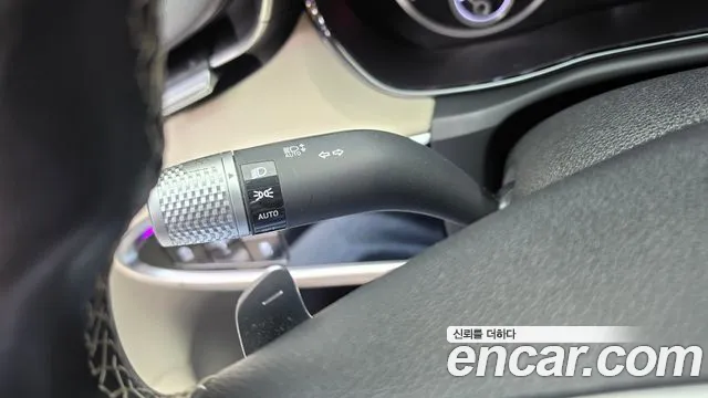 Genesis GV70 — Фото автомобиля 27