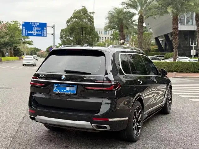 BMW X7 — Фото автомобиля 6