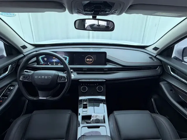 Exeed Exeed Windchaser 2022 Riding the Wind and Waves Edition 1.5T CVT Lucky Peanut Version — Фото автомобиля 13