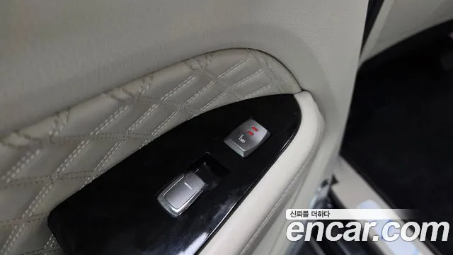 KG_Mobility_Ssangyong Rexton All Rexton Дизель 2.2 2WD — Фото автомобиля 18