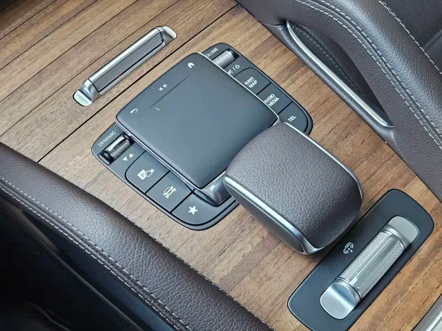 Mercedes-Benz GLS-Class — Фото автомобиля 14