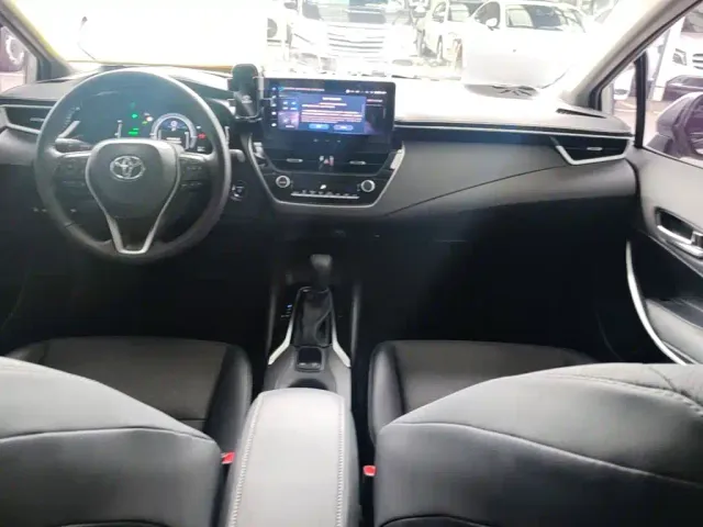 Toyota Corolla — Фото автомобиля 9