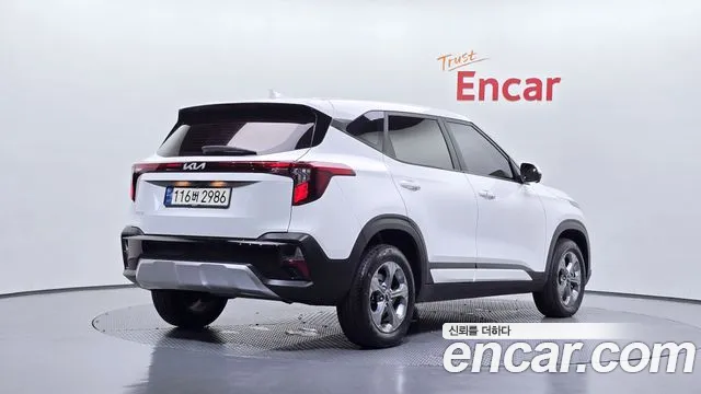 Kia Seltos — Фото автомобиля 2