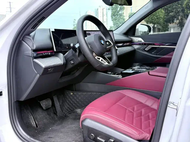 BMW 5 Series — Фото автомобиля 15