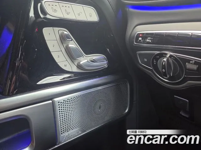 Mercedes-Benz G-Class — Фото автомобиля 15
