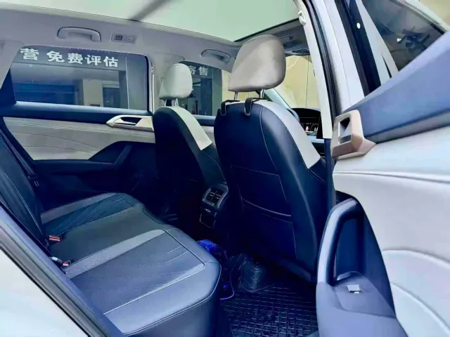 Volkswagen Tharu — Фото автомобиля 11