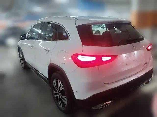 Mercedes-Benz GLA-Class — Фото автомобиля 6