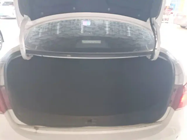Dongfeng Fengshen E70 — Фото автомобиля 18
