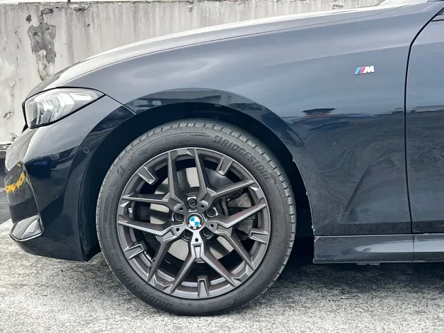 BMW 3 Series — Фото автомобиля 16