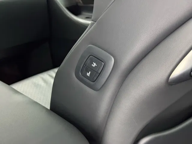 Toyota Vellfire — Фото автомобиля 14