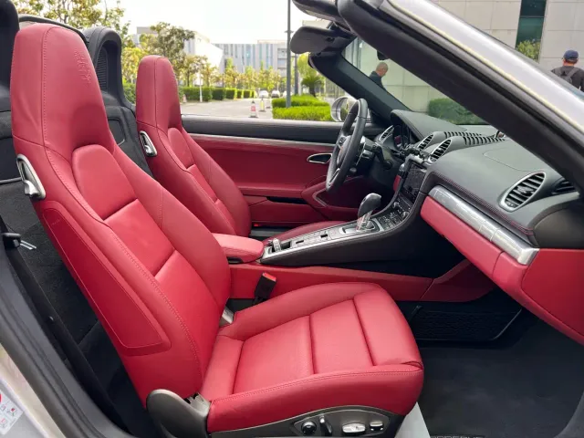 Porsche 718 — Фото автомобиля 13