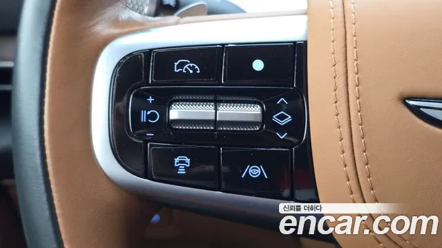 Genesis GV80 — Фото автомобиля 23