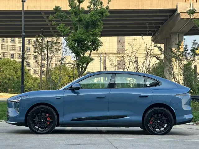 IM Motors LS6 — Фото автомобиля 8