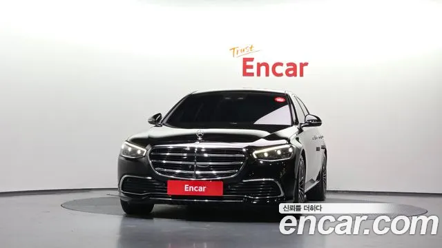 Mercedes-Benz S-Class — Фото автомобиля 3